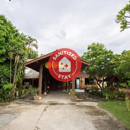 Oyo 909 Guiding Star Resort Chiang Mai Zewnętrze zdjęcie