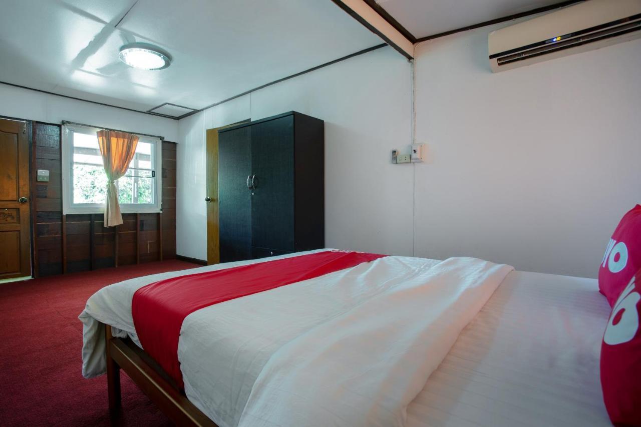 Oyo 909 Guiding Star Resort Chiang Mai Zewnętrze zdjęcie