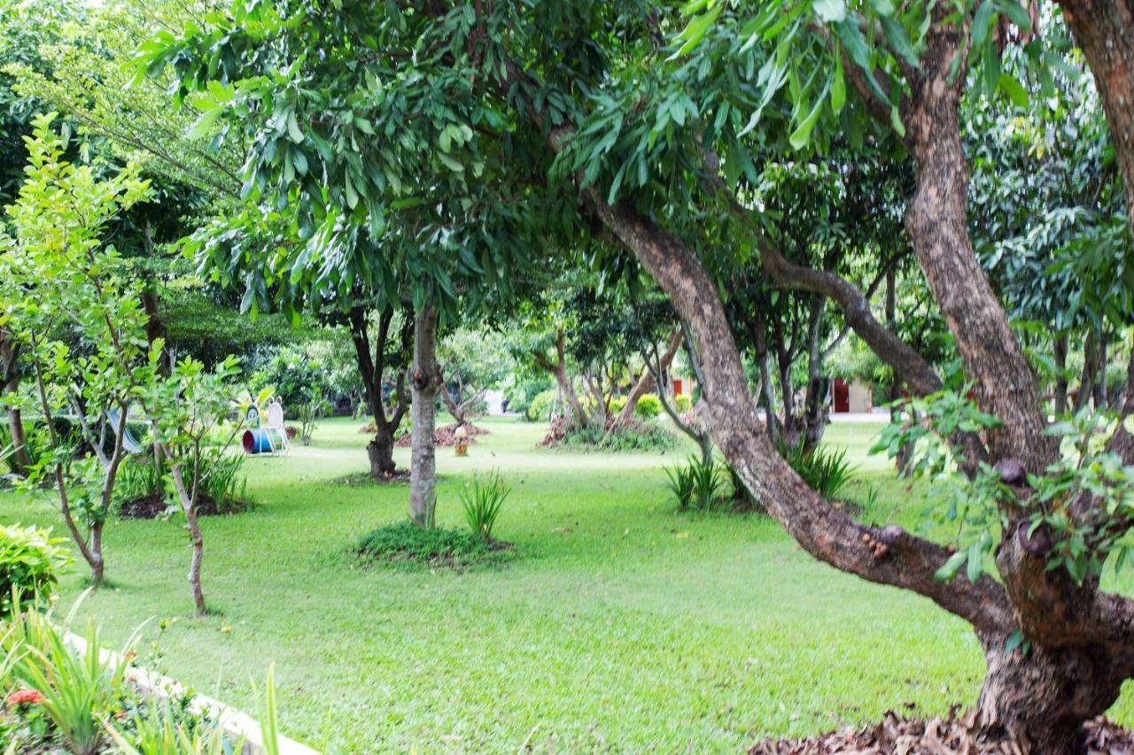 Oyo 909 Guiding Star Resort Chiang Mai Zewnętrze zdjęcie