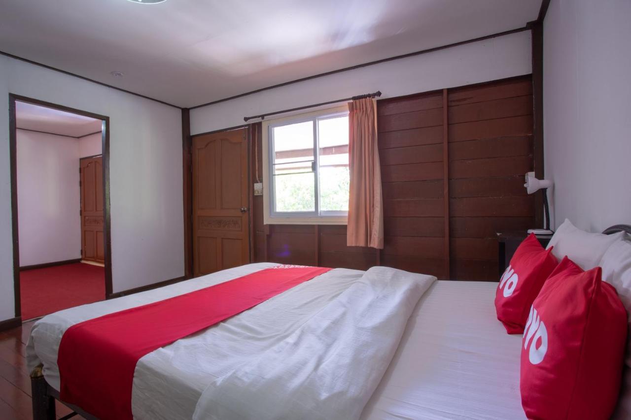 Oyo 909 Guiding Star Resort Chiang Mai Zewnętrze zdjęcie