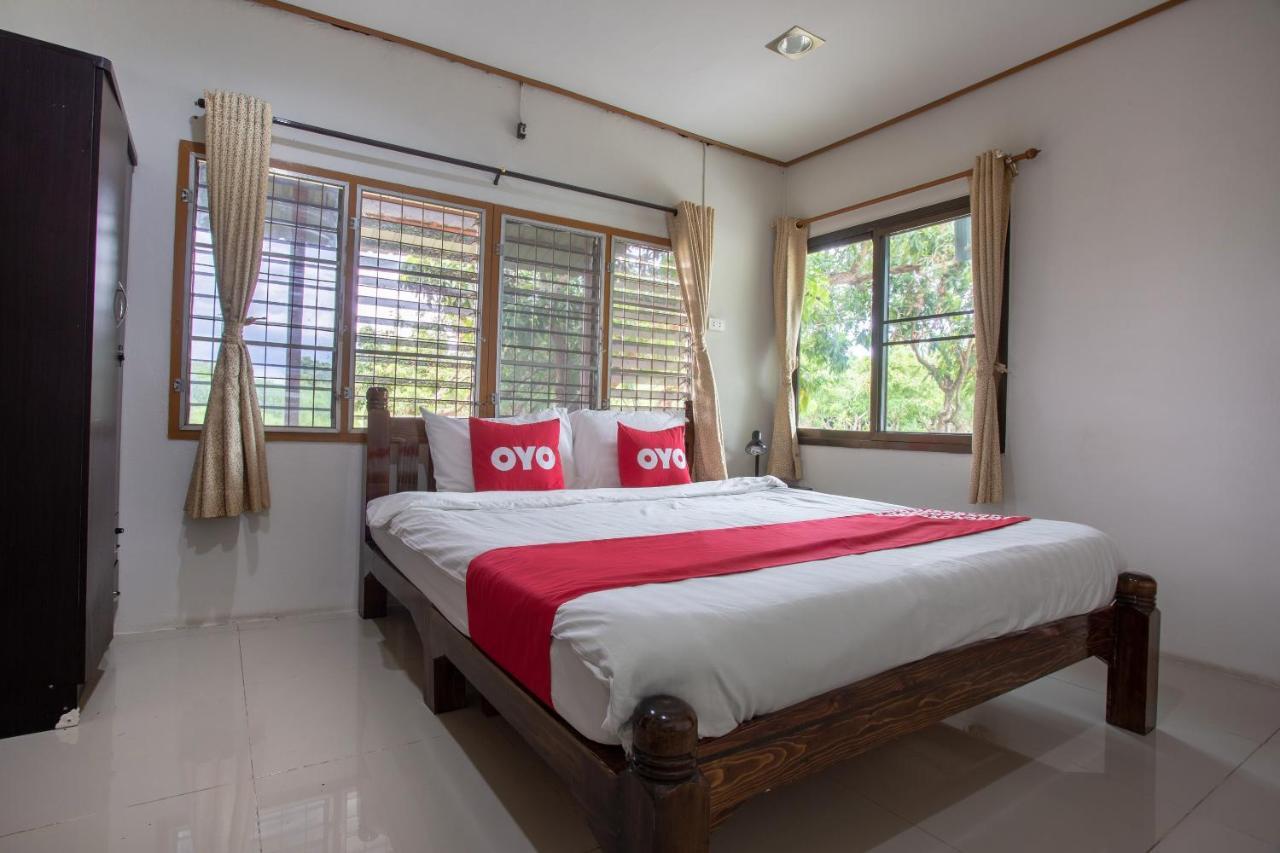 Oyo 909 Guiding Star Resort Chiang Mai Zewnętrze zdjęcie