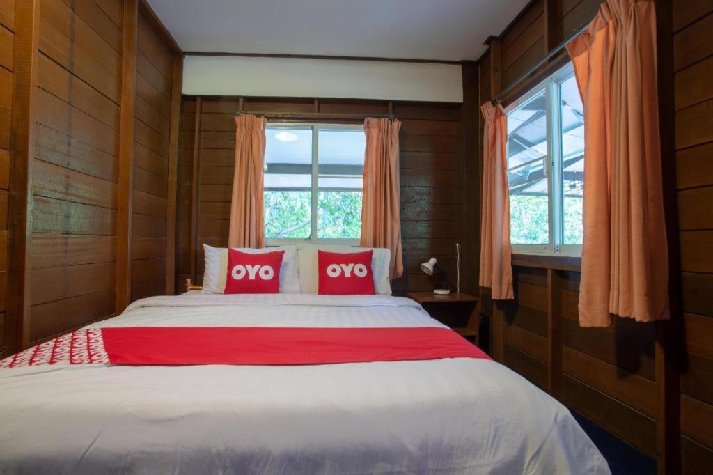 Oyo 909 Guiding Star Resort Chiang Mai Zewnętrze zdjęcie
